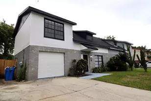 719 Gasparino Ct, Seffner, FL 33584 - Photo 2