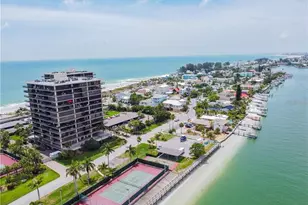 7600 Bayshore Dr, Treasure Island, FL 33706 - Photo 40