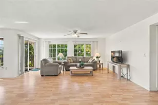210 N Bayshore Blvd, Clearwater, FL 33759 - Photo 4