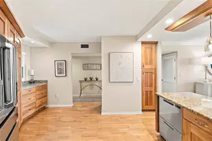 700 Beach Dr NE, Saint Petersburg, FL 33701 - Photo 16