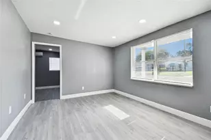 11011 Pickering Ln, Port Richey, FL 34668 - Photo 14