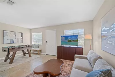 205 S Glendale Drive #B, Brandon, FL 33511 - Photo 4