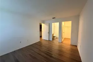 14319 Hanging Moss Cir, Tampa, FL 33613 - Photo 6