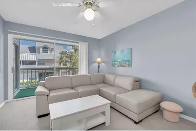 6908 Stones Throw Circle N #10206, Saint Petersburg, FL 33710 - Photo 8