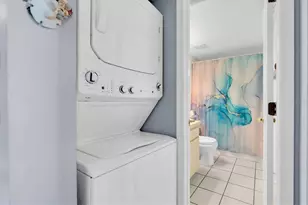 6908 Stonesthrow Cir N, Saint Petersburg, FL 33710 - Photo 22