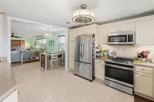 3114 59th St S, Gulfport, FL 33707 - Photo 8