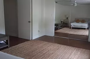8220 Yardley Ave N, Saint Petersburg, FL 33710 - Photo 38