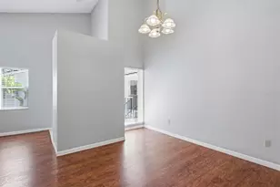 300 S Florida Ave, Tarpon Springs, FL 34689 - Photo 12