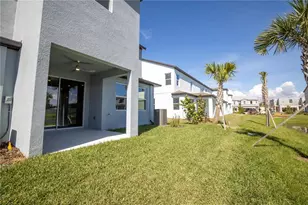 11261 Beach Walk Wy NE, Saint Petersburg, FL 33716 - Photo 34