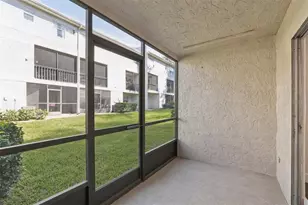 14462 Reuter Strasse Cir, Tampa, FL 33613 - Photo 8