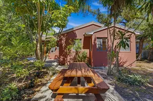 240 23rd Ave S, Saint Petersburg, FL 33705 - Photo 8