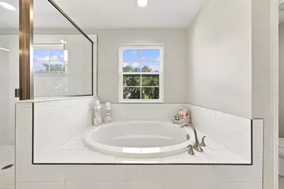 14733 Gallop Run Drive, Lithia, FL 33547 - Photo 14