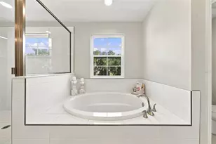 14733 Gallop Run Dr, Lithia, FL 33547 - Photo 14