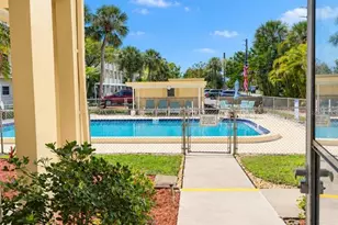 3850 13th Ave, Saint Petersburg, FL 33713 - Photo 8
