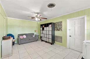 3600 Yardley Ave N, Saint Petersburg, FL 33713 - Photo 14