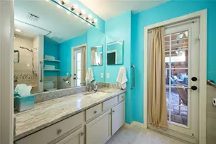 18016 Royal Forest Dr, Tampa, FL 33647 - Photo 54