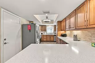 2519 Lonigan Pl, Sun City Center, FL 33573 - Photo 18