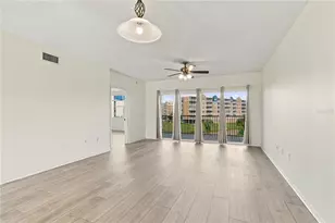 1200 Country Club Dr, Largo, FL 33771 - Photo 10