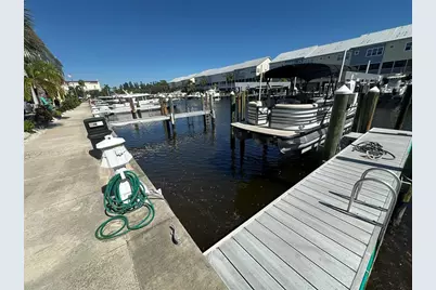 6072 Moorings Drive S, Saint Petersburg, FL 33712 - Photo 22