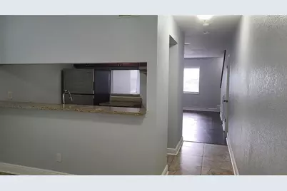 7102 Waterside Drive #34201, Tampa, FL 33617 - Photo 4
