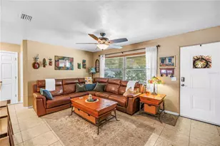 2573 62nd Terrace N, Saint Petersburg, FL 33702 - Photo 2