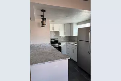555 69th Avenue #1, Saint Petersburg, FL 33706 - Photo 10