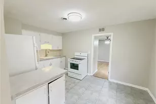 2929 4th Ave S, Saint Petersburg, FL 33712 - Photo 10