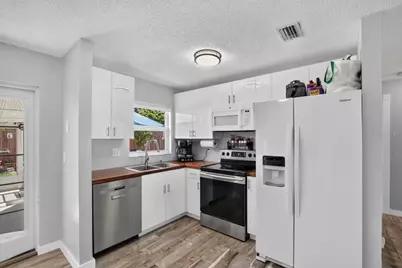 6205 Fairway Boulevard, Apollo Beach, FL 33572 - Photo 4