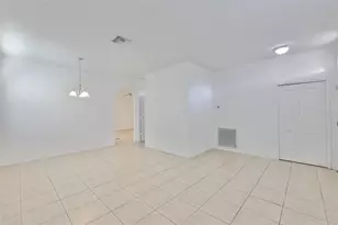 504 Greg St, Valrico, FL 33594 - Photo 6