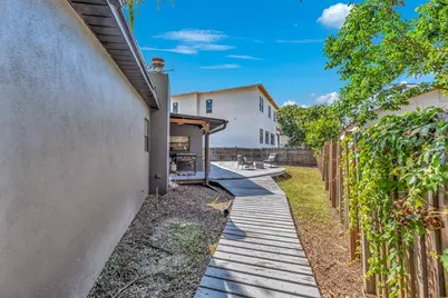 3003 W Meadow Street, Tampa, FL 33611 - Photo 28