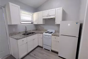 9530 Lynn Ln, Seminole, FL 33777 - Photo 4