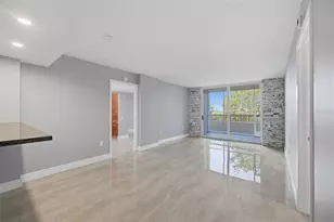 2333 Feather Sound Dr, Clearwater, FL 33762 - Photo 8