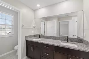 7207 Ronnie Gardens Ct, Tampa, FL 33619 - Photo 18