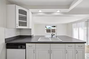 9371 110th St, Seminole, FL 33772 - Photo 30