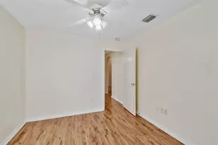 9909 Bridgeton Dr, Tampa, FL 33626 - Photo 24