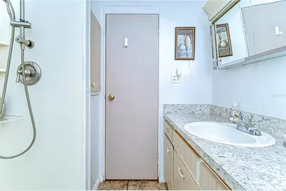 6046 Harriet Street, Zephyrhills, FL 33542 - Photo 18