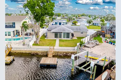 13637 Lagoon Drive, Hudson, FL 34667 - Photo 6
