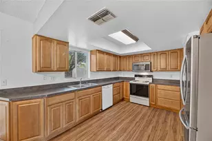 332 Brandywine Dr, Valrico, FL 33594 - Photo 12