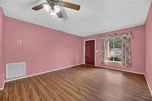 332 Brandywine Dr, Valrico, FL 33594 - Photo 6