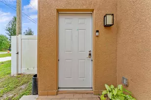 4363 Tyler Cir N, Saint Petersburg, FL 33709 - Photo 6