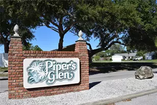 1610 Amberlea Dr N, Dunedin, FL 34698 - Photo 2