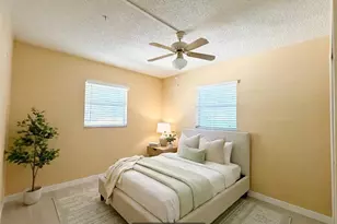 615 2nd Ave NE, Largo, FL 33770 - Photo 4