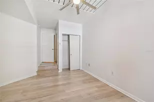 2410 W Azeele St, Tampa, FL 33609 - Photo 18