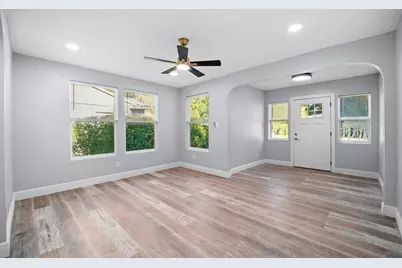 1319 E Norfolk Street, Tampa, FL 33604 - Photo 8