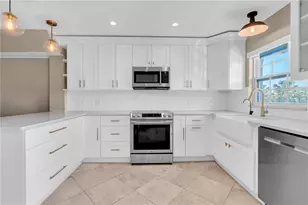 9154 Blind Pass Rd, Saint Pete Beach, FL 33706 - Photo 12