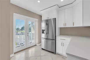 9154 Blind Pass Rd, Saint Pete Beach, FL 33706 - Photo 12