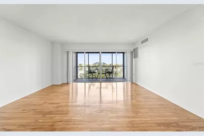 10355 Paradise Boulevard #403, Treasure Island, FL 33706 - Photo 8