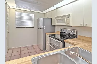 3034 Eastland Boulevard #D202, Clearwater, FL 33761 - Photo 6