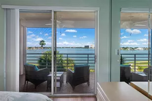 8021 Sailboat Key Blvd S, Saint Petersburg, FL 33707 - Photo 30