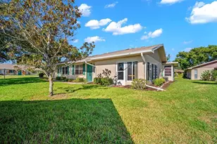 1906 Canterbury Ln, Sun City Center, FL 33573 - Photo 36